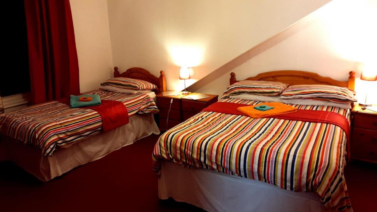 Broomlea Guest House ไดซ์ ภายนอก รูปภาพ